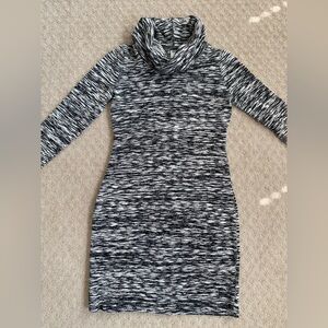 👗2 for $15 or 3 for $20👗 Fitted Knit Sweater Dress. Grey, Size Small.